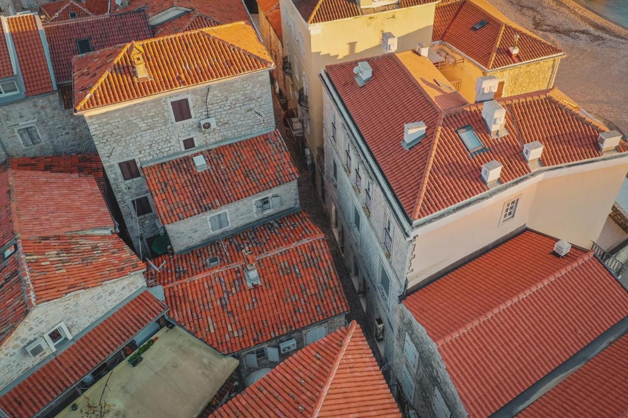 R Club Apartments Old Town Budva Exterior foto
